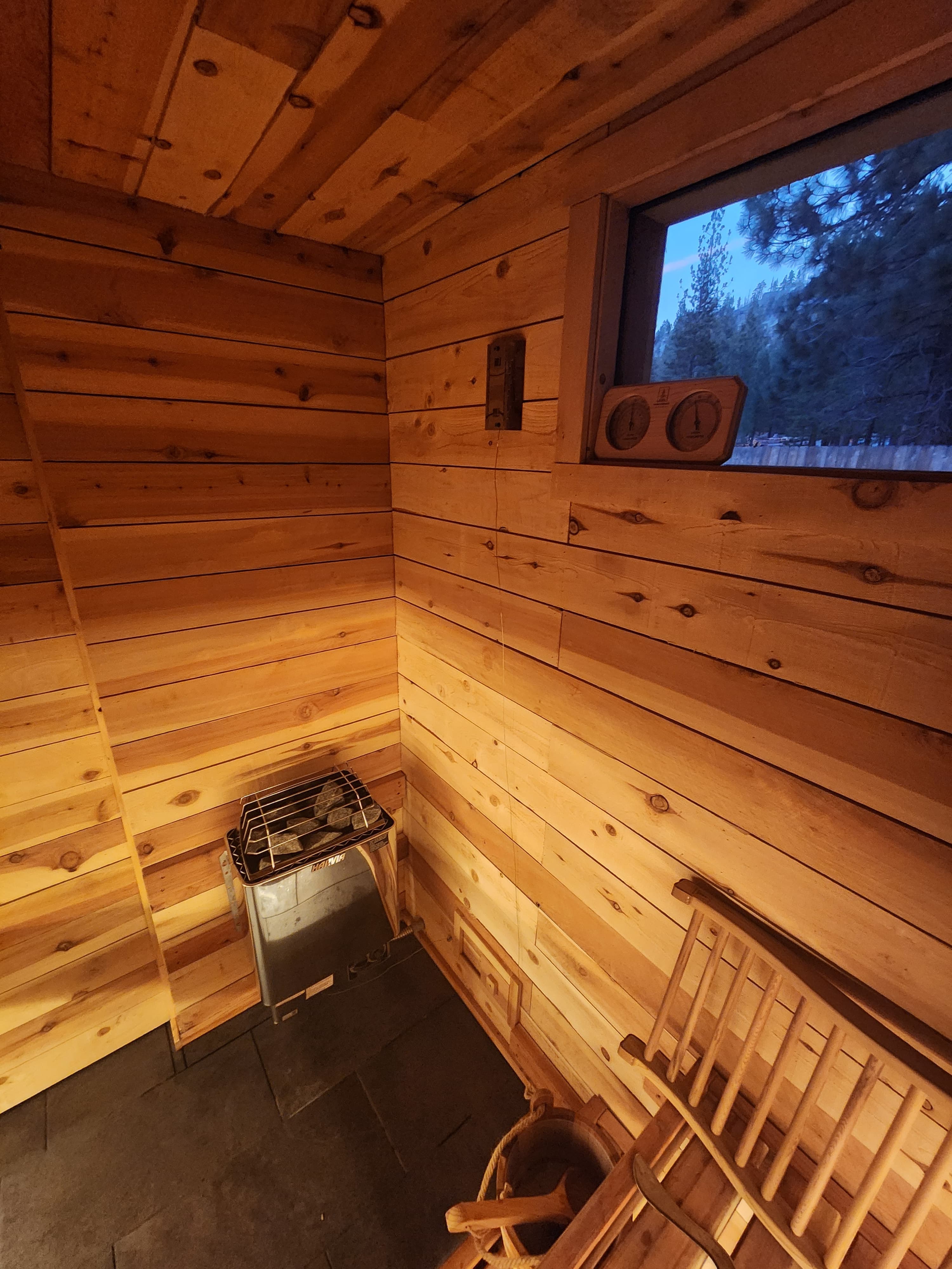 8x8 outdoor electric sauna build – South Lake Tahoe