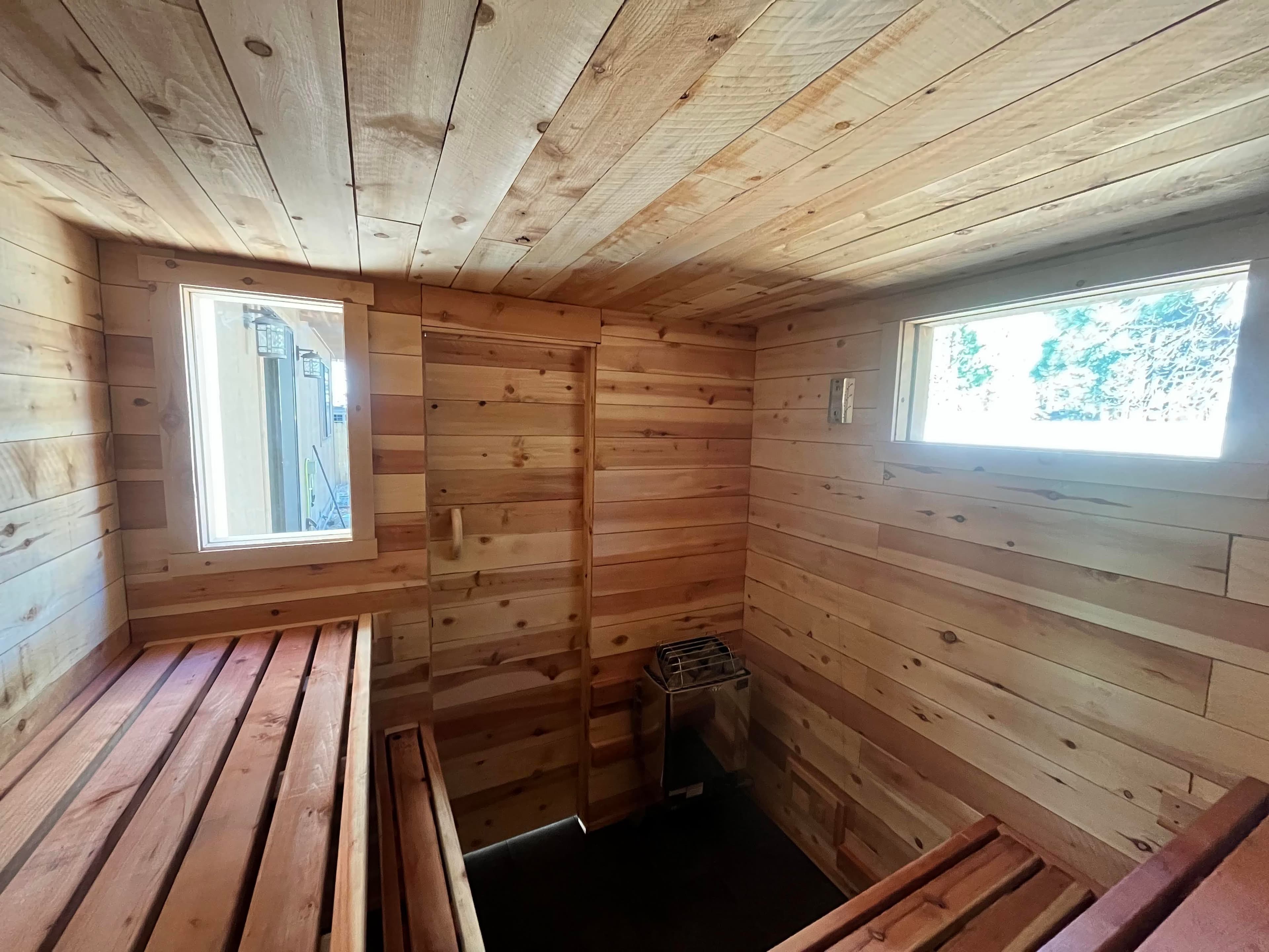 Redwood bench detail with integrated LED strip lighting – 8x8 outdoor sauna