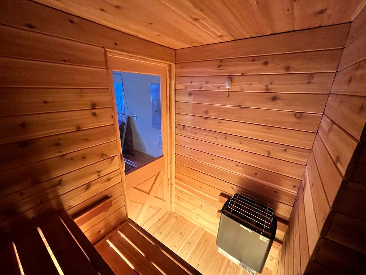 Garage sauna completed interior – Reno, Nevada